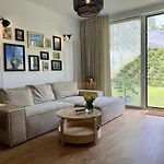 شقة Apartament Przy Plazy Redlowo